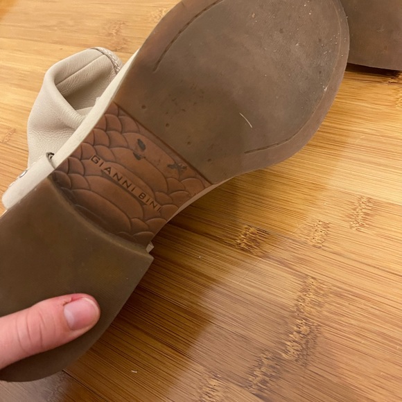 Taupe colored boots - Picture 3 of 4